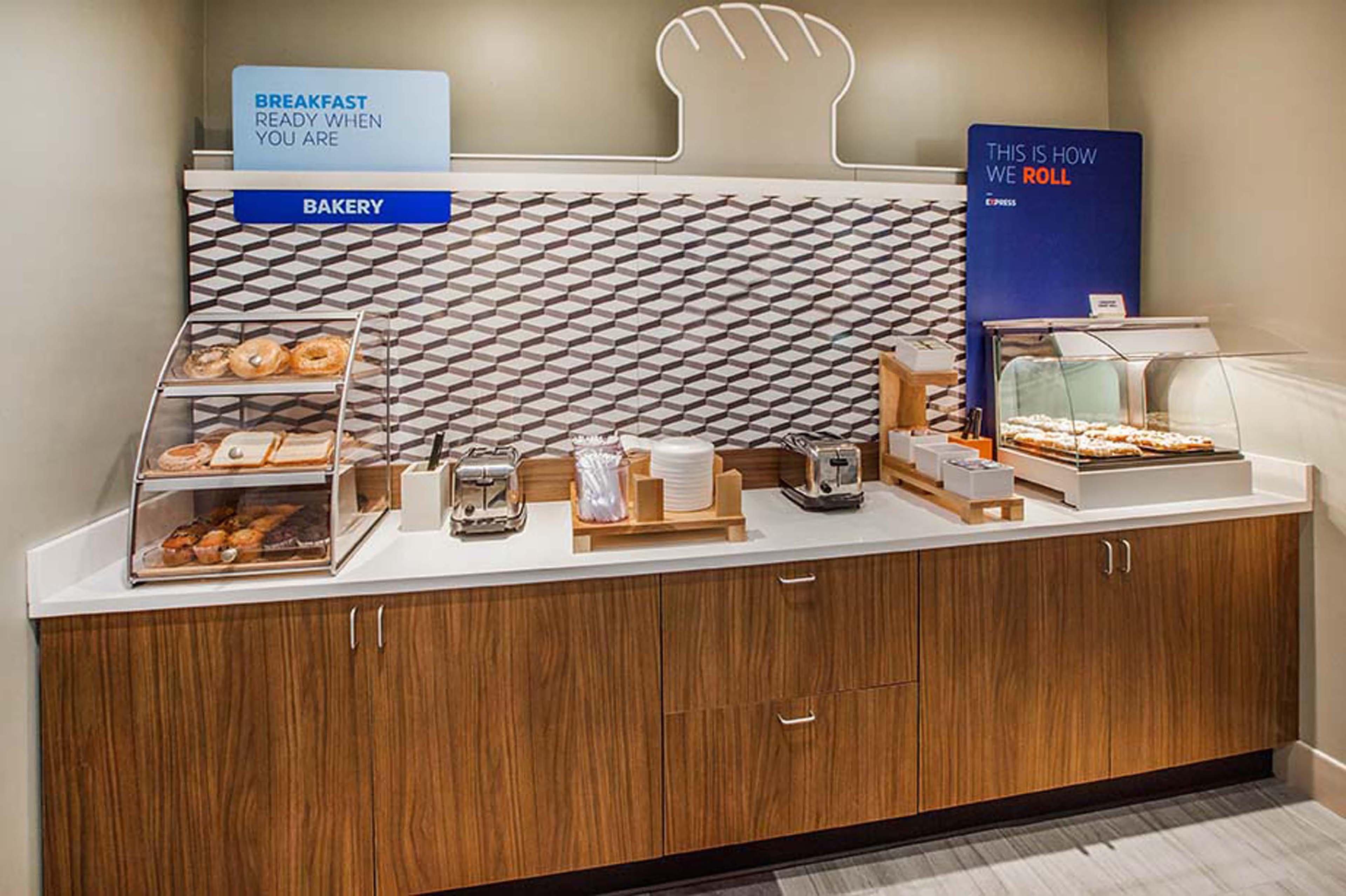 Holiday Inn Express Little Rock-Airport By Ihg Eksteriør billede